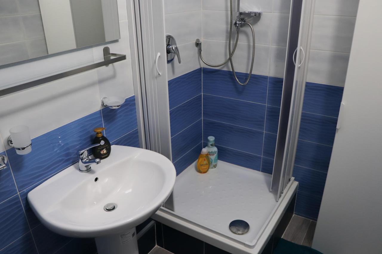נאפולי B&B Francesco Fly מראה חיצוני תמונה